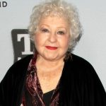 Estelle Harris, George Costanza’s mother on ‘Seinfeld,’ passes away at 93
