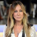 Sarah Jessica Parker reportedly runs out of fashion event due to “family emergency”